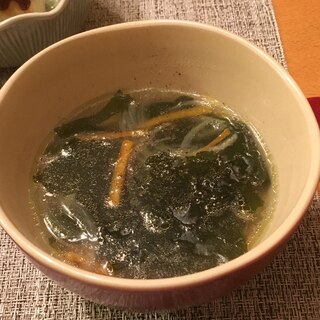 わかめスープ